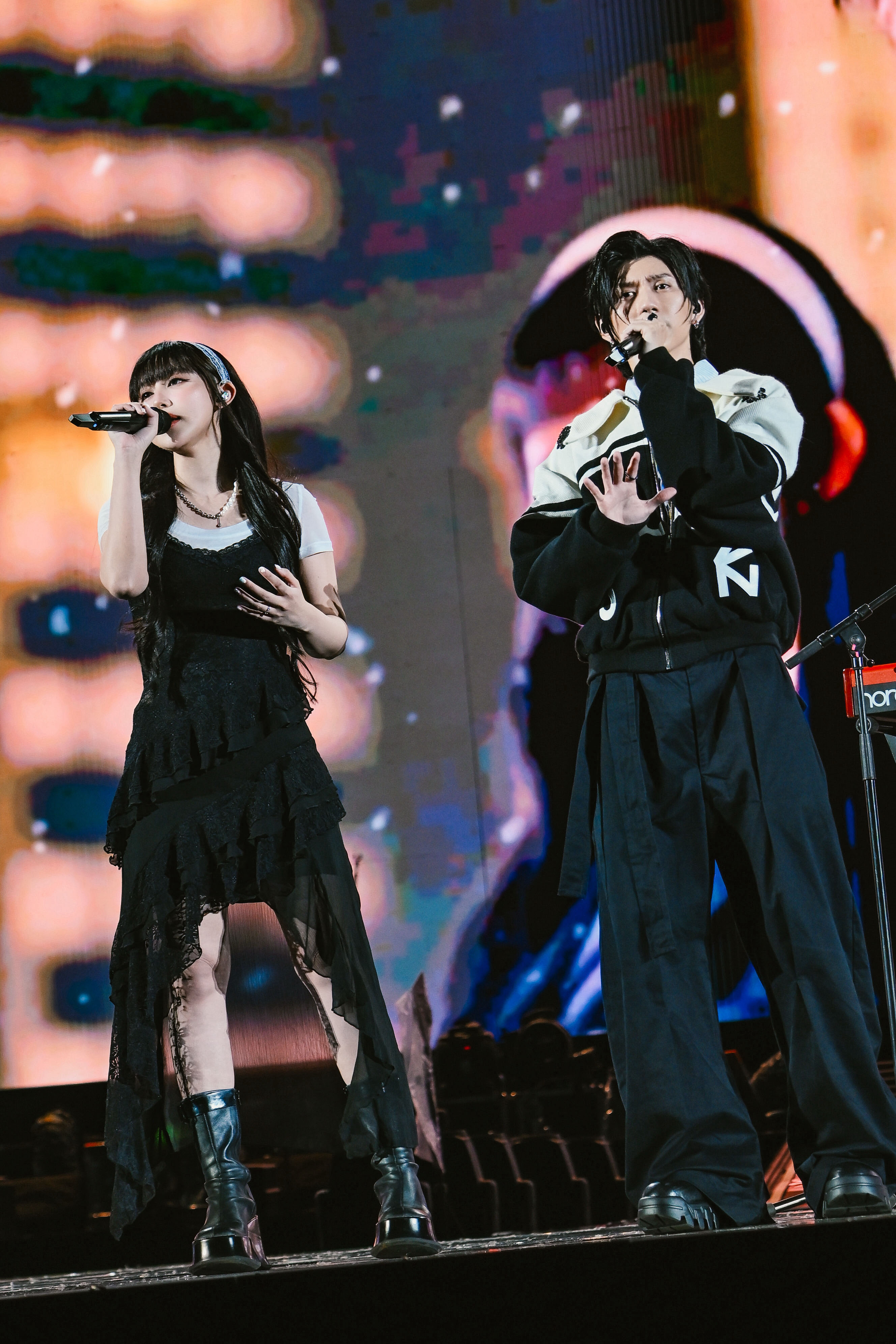 Ray 黃霆睿和琳誼 Ring擔任開場嘉賓。（圖／相信音樂提供）