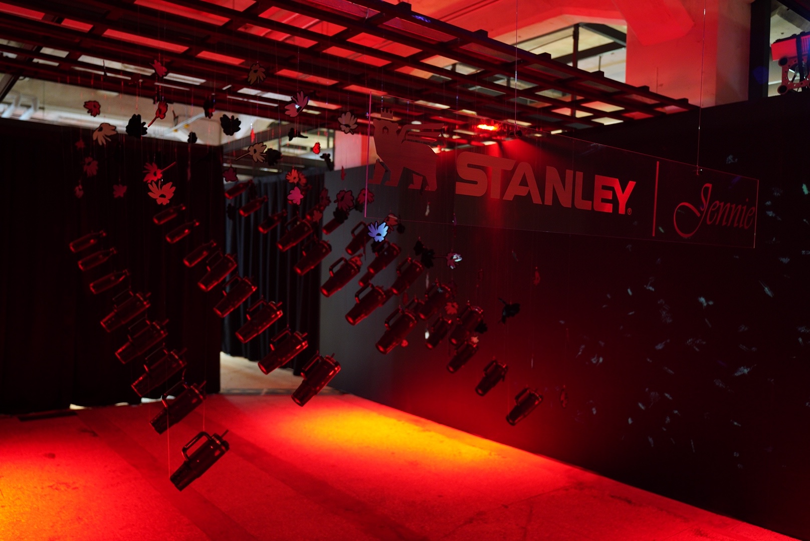 Stanley快閃店陳列。（圖／永新瓦提供）