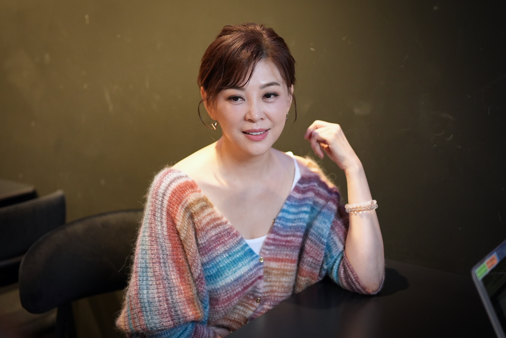 方馨心中也有一首很特別的歌也是關於已故爸爸。（圖／記者陳明中攝）