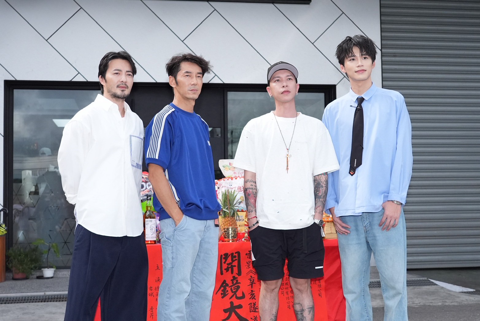 古斌（左起）、李李仁、小春、王品澔出席開鏡。（圖／記者許方正攝）