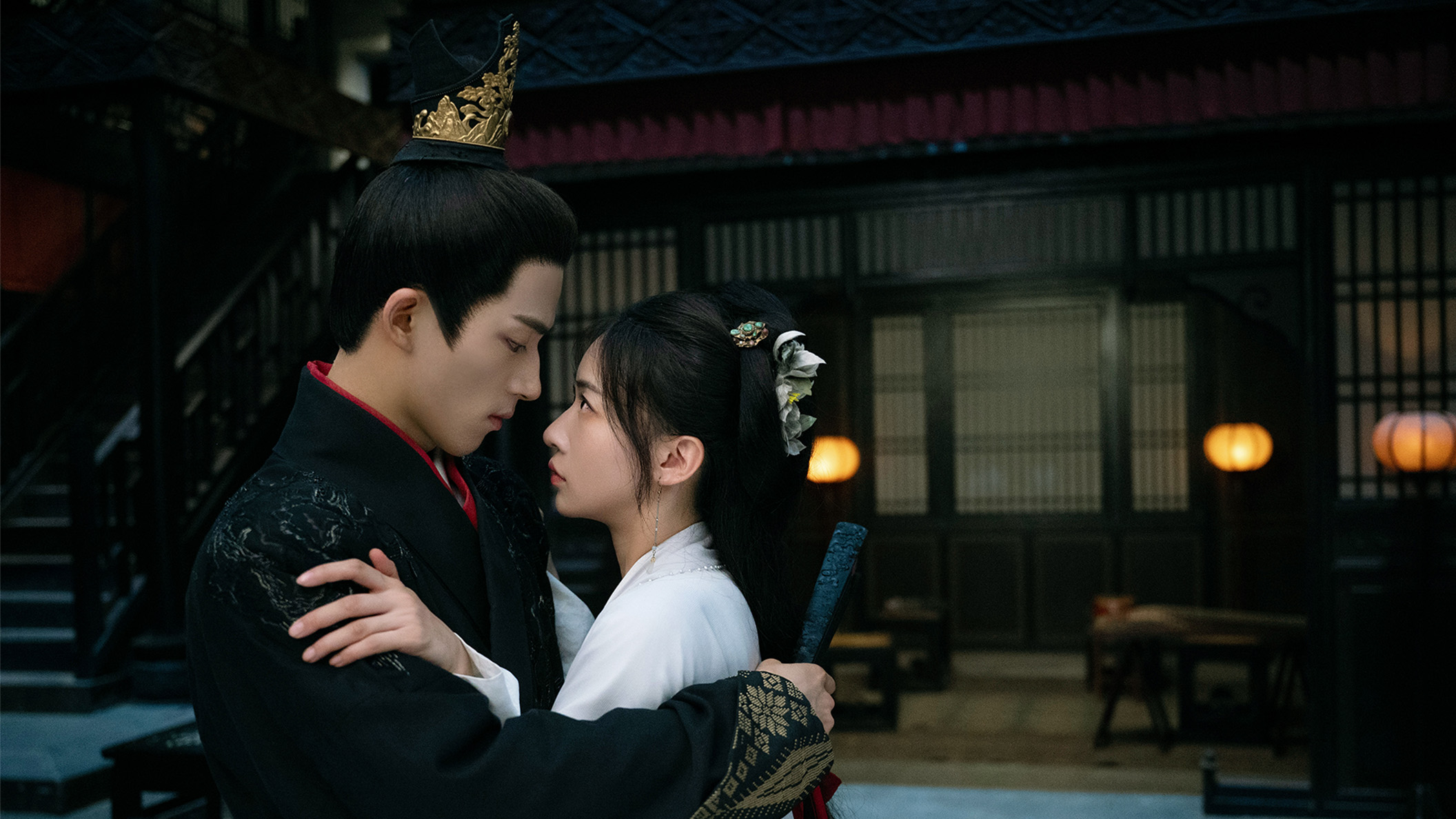 王星越和吳謹言首次合作《墨雨雲間》毫無年齡差距。（圖／中天提供）