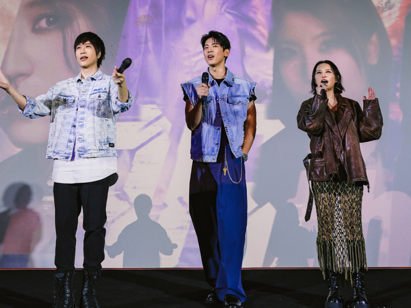 阿信（左起）特地現身與林柏宏、法蘭合唱。（圖／相映音樂提供）