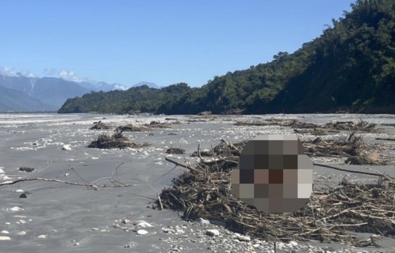 花蓮水災生還6歲女童姑爺遺體被沖到壽豐鄉米棧大橋南向約1公里河床。（圖／警方提供）