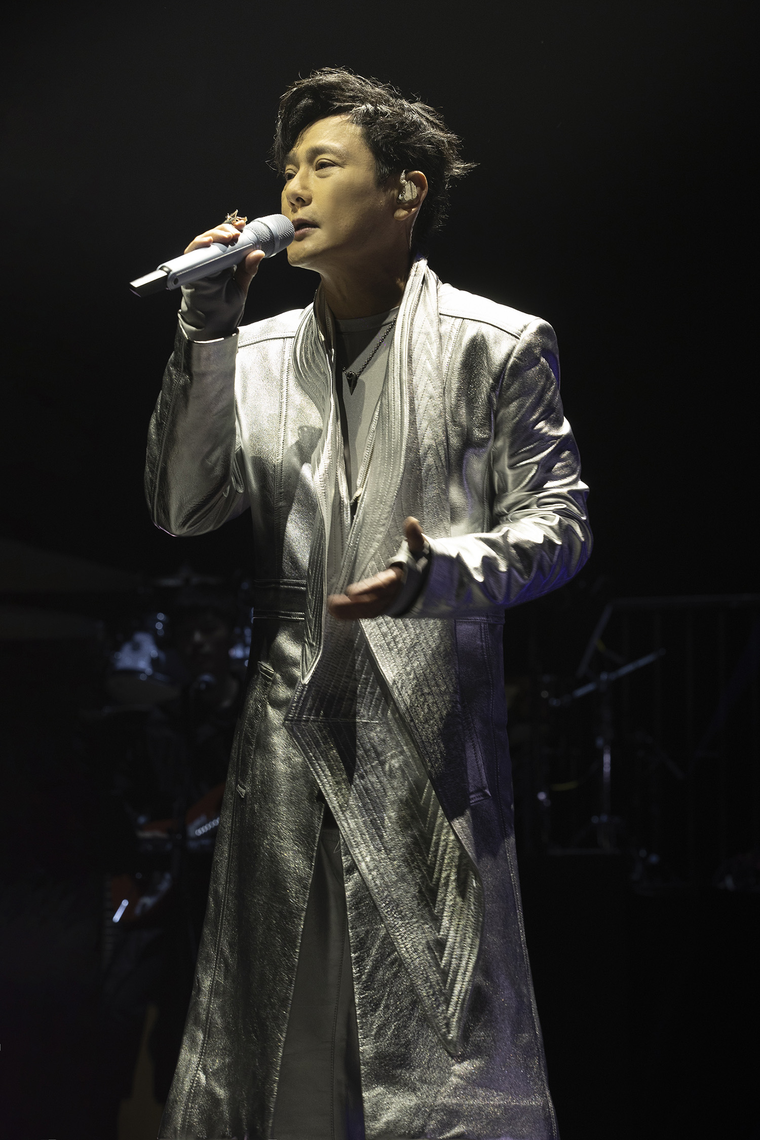 張信哲在拉斯維加斯啟動「未來式Our Story」世界巡迴演唱會。（圖／潮水音樂提供）