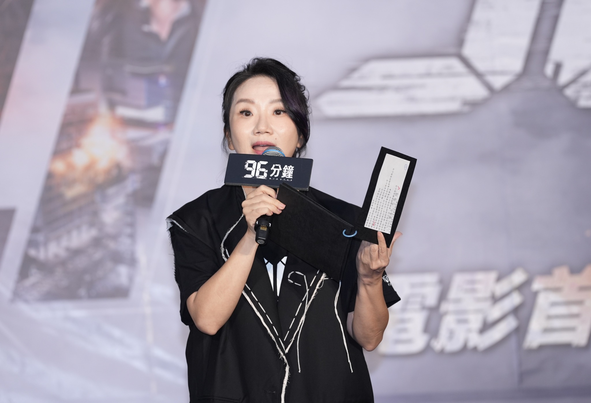陶晶瑩擔任首映主持人。（圖／記者陳明中攝）