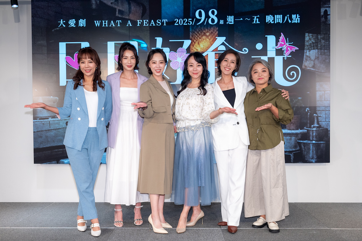 洪喻蕎（左起）、王嫚萱、林筳諭、范瑞君、張詩盈、吳怡臻出席記者會。（圖／記者陳明中攝）