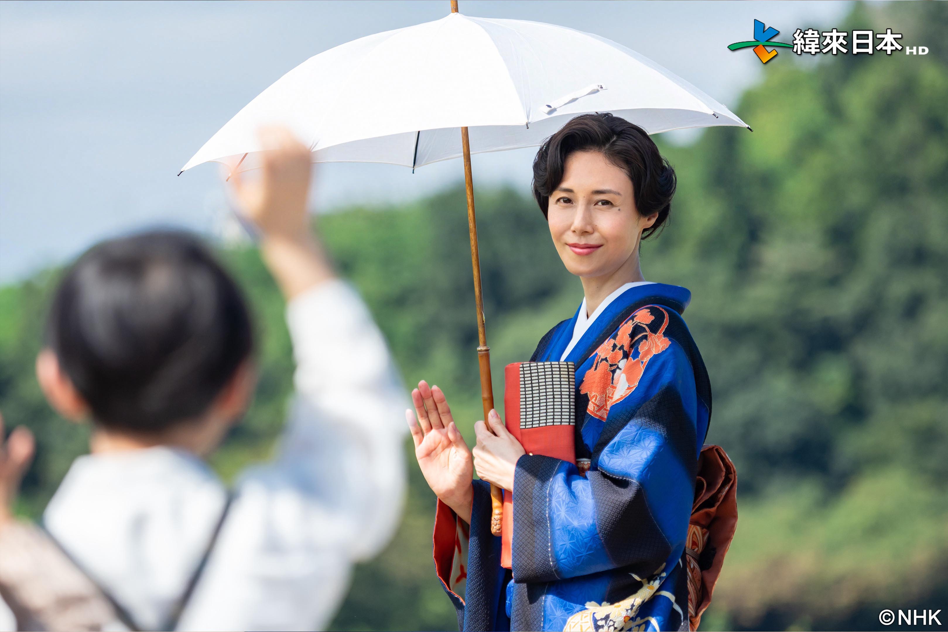 被觀眾稱為「毒親」的松嶋菜菜子，在《紅豆麵包》裡飾演北村匠海母親。（圖／緯來日本台提供）