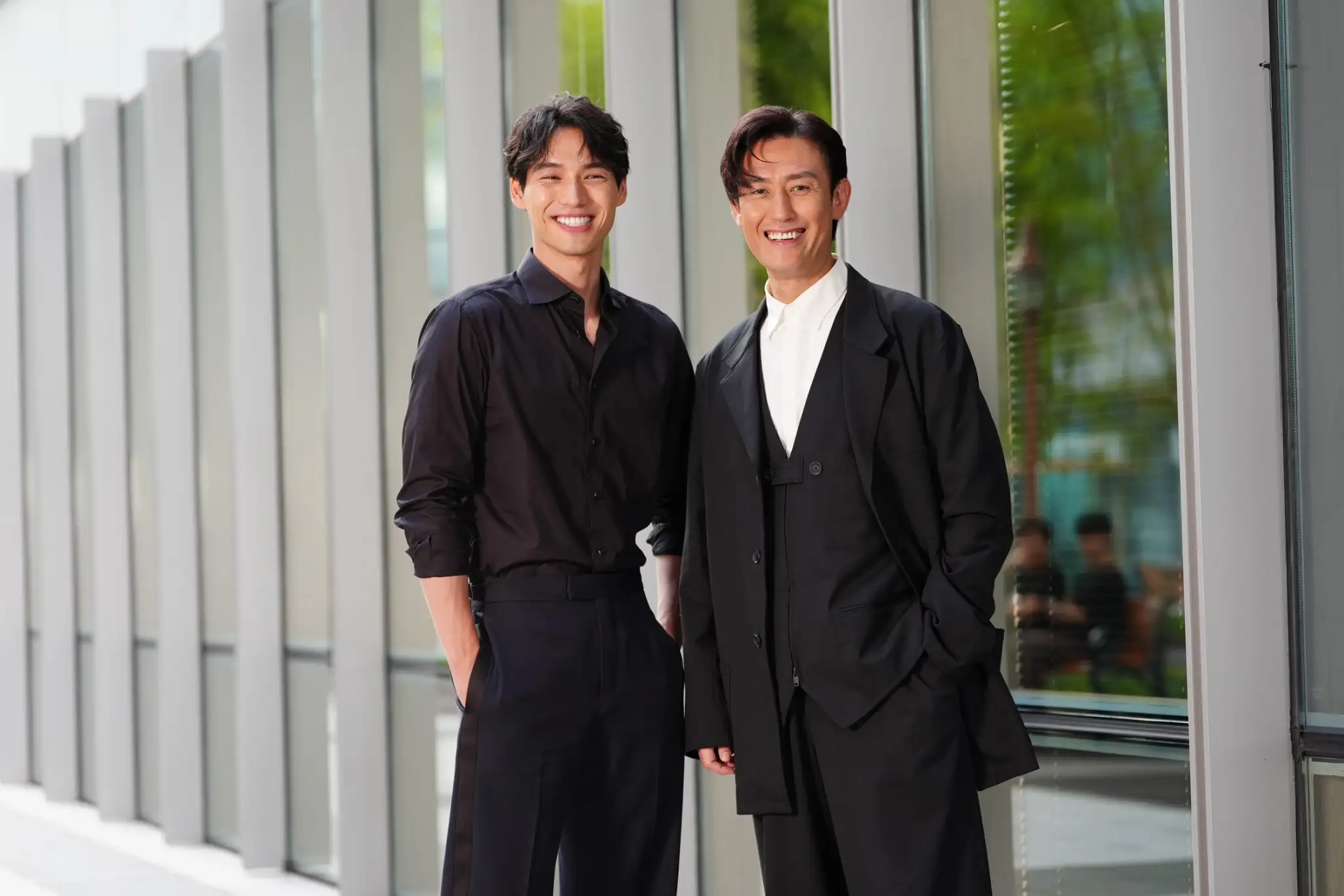 福士蒼汰(左)大讚塚原大助人好、溫暖又懂得照顧人。(圖/記者陳明中攝)