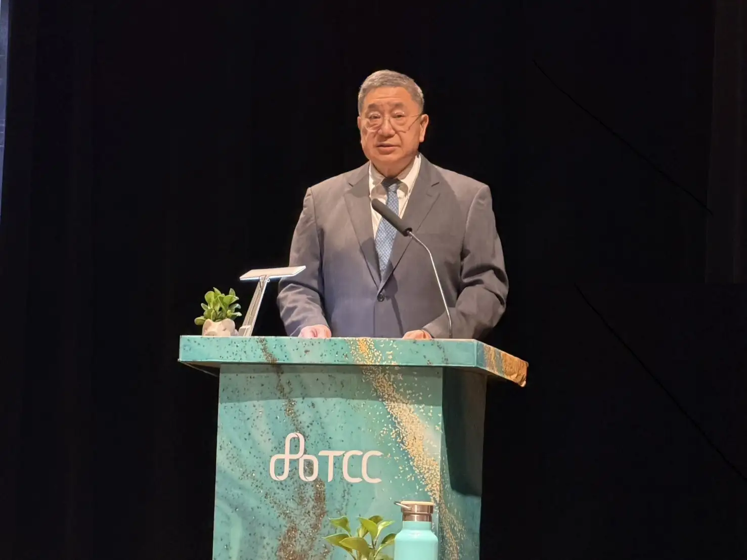 台泥董事長張安平。(圖/蔣欣倫攝)