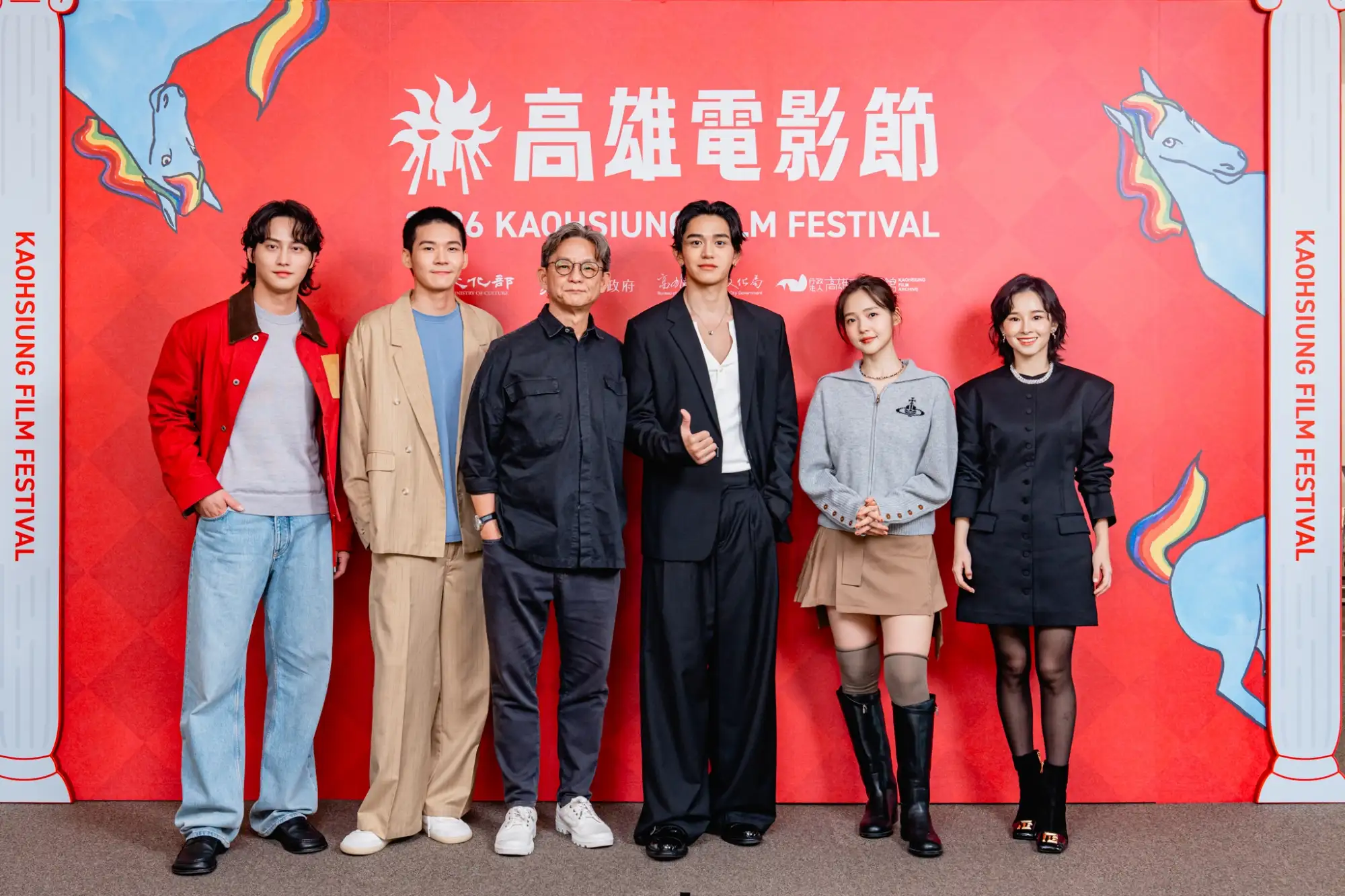 《時候A Time》演員群出席雄影,范少勳(左起)、黃聖球、導演曹瑞原、黃旭熙、林廷憶、盧以恩。(圖/高雄電影節提供)