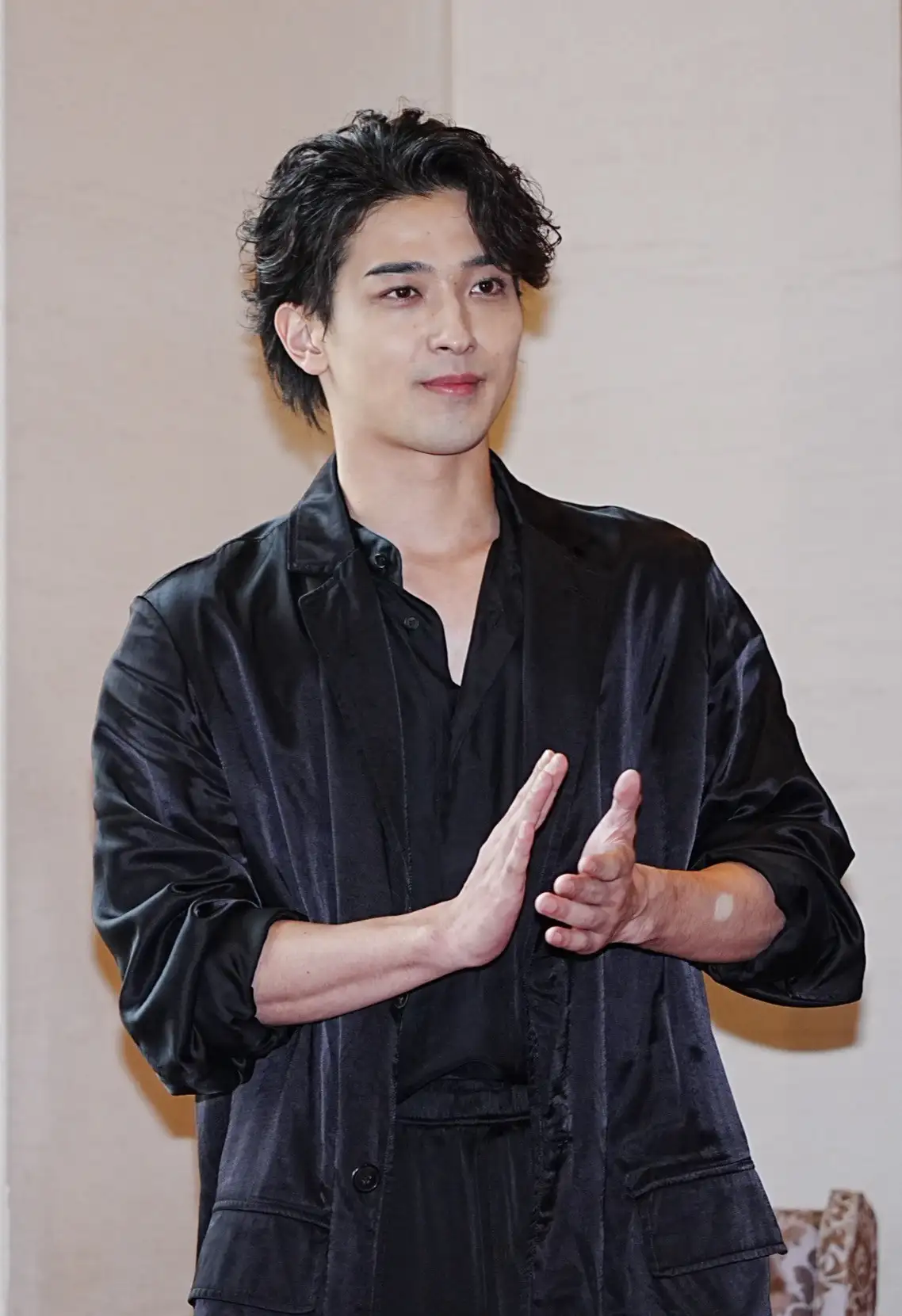 橫濱流星被導演藤井道人吐槽生活超無聊。(圖/記者陳明中攝)