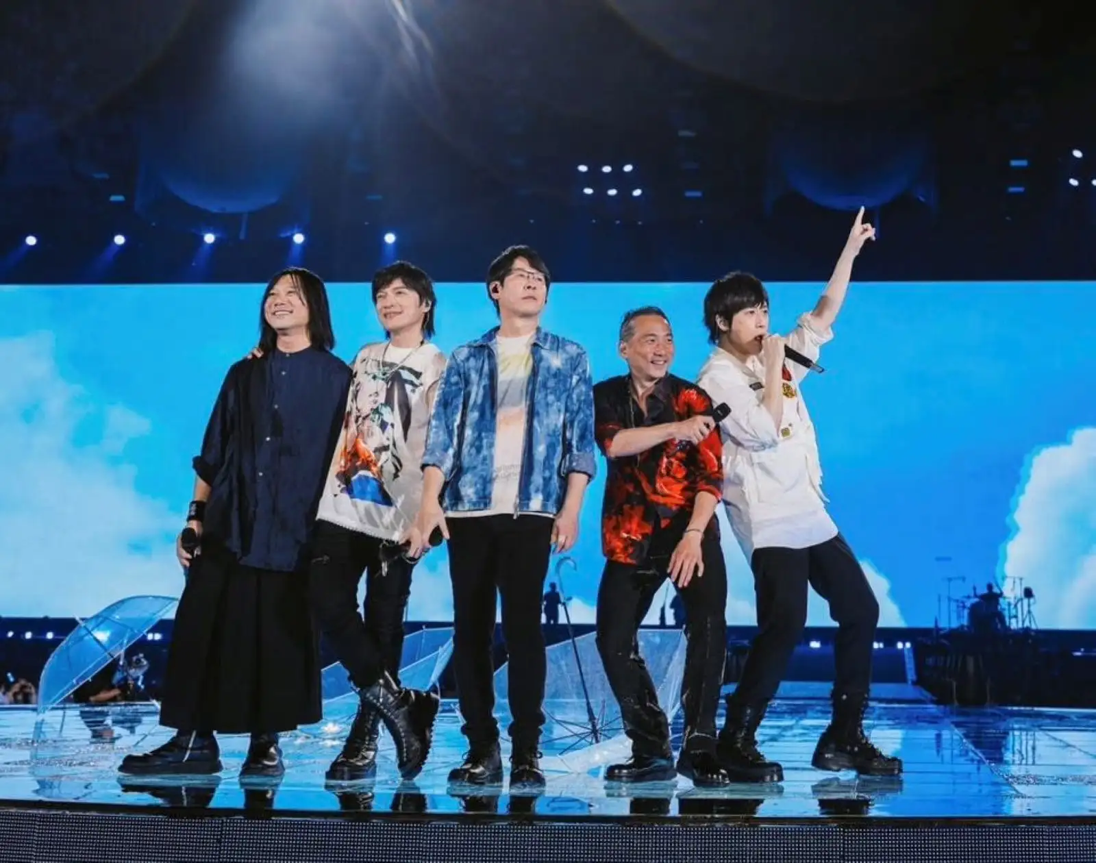 五月天的吉他手石頭驚傳萌生退團念頭。(圖/翻攝自五月天 阿信臉書)