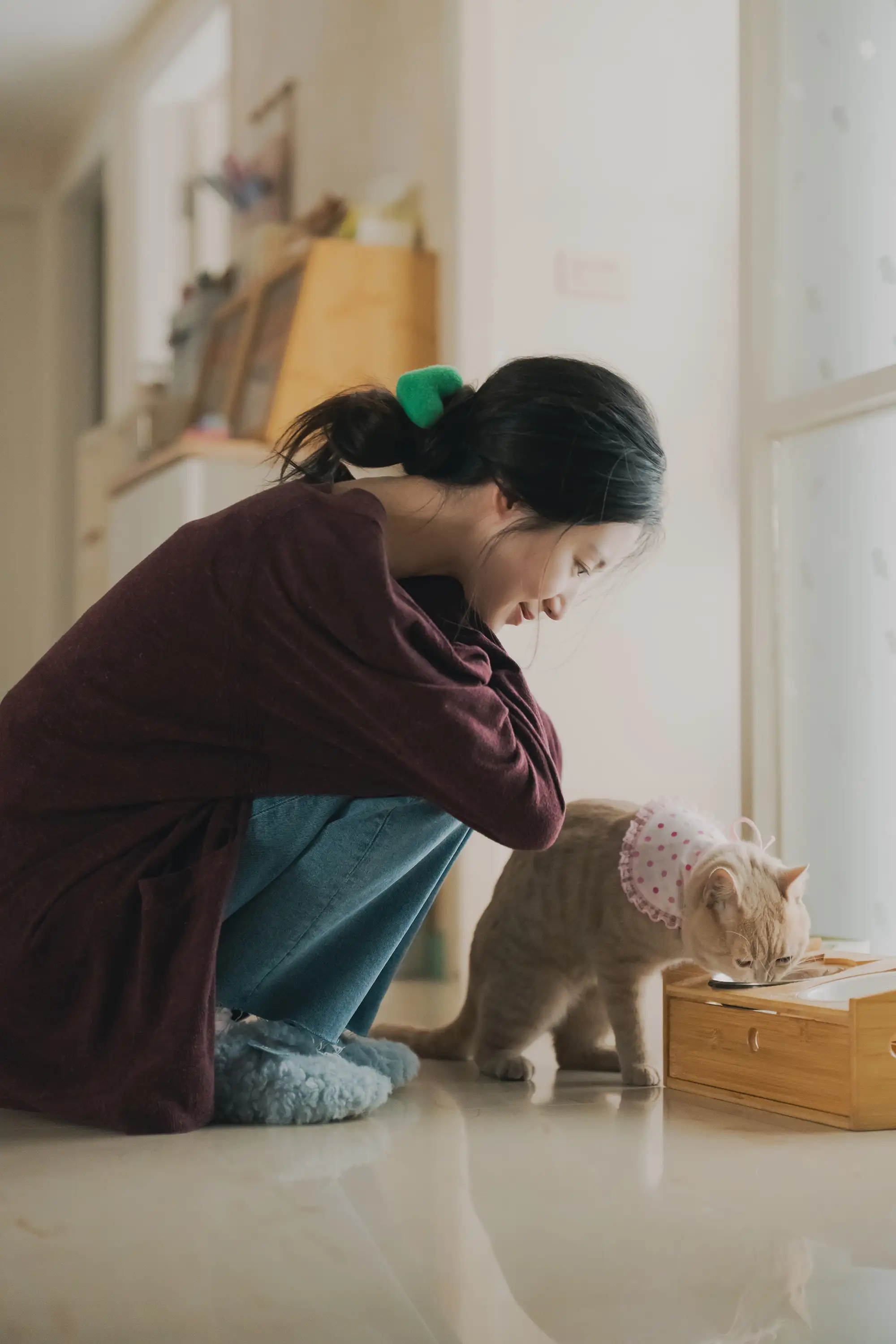 舒華拍《幸福快樂的日子》最擔心跟貓咪對戲。(圖/水花電影提供)