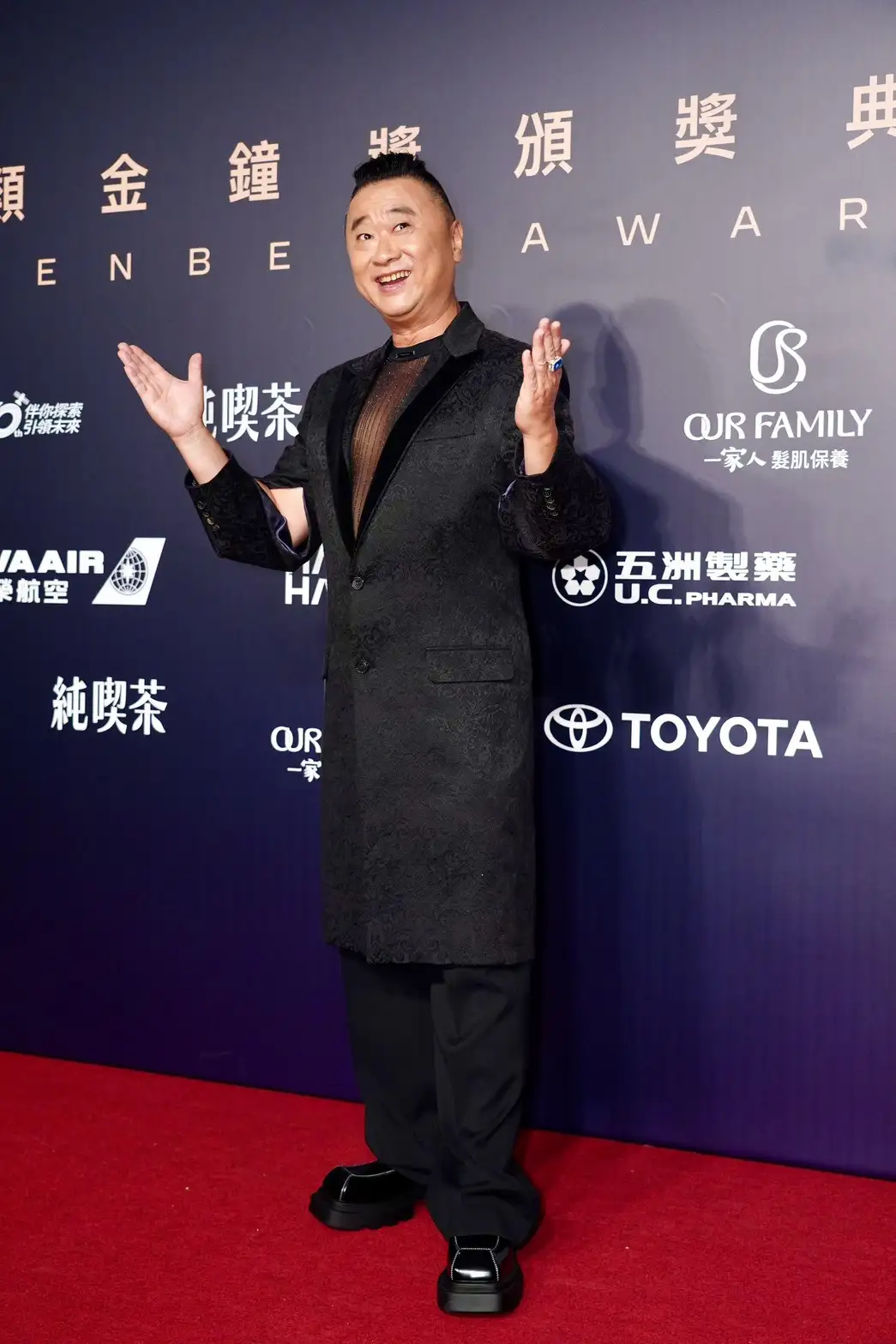 邰智源看到羅時豐大露特露嚇到。（圖／記者陳明中攝）