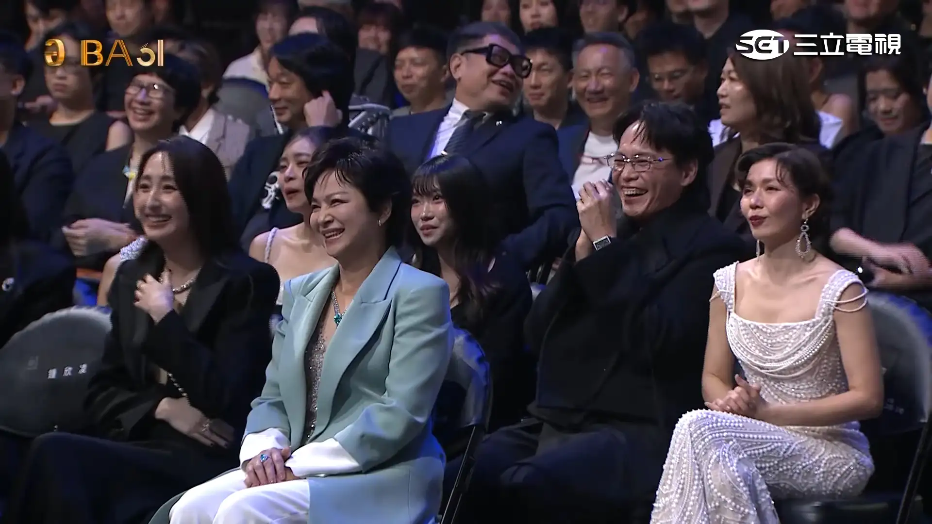 林君陽突如其來的臨演招募公告,讓台下演員柯佳嬿、楊貴媚、黃鐙輝、于子育全笑翻。(圖/翻攝自Youtube)