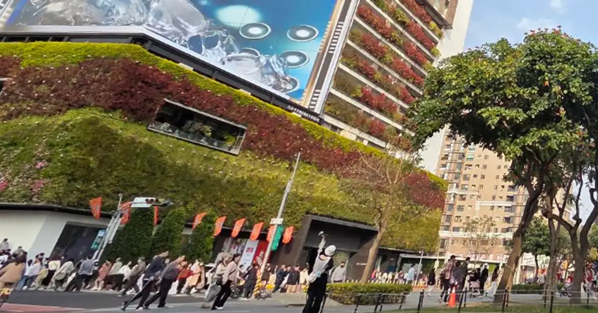 公益路商圈有多狂?8個月吸逾2300萬人次。(圖/翻攝Google Maps)