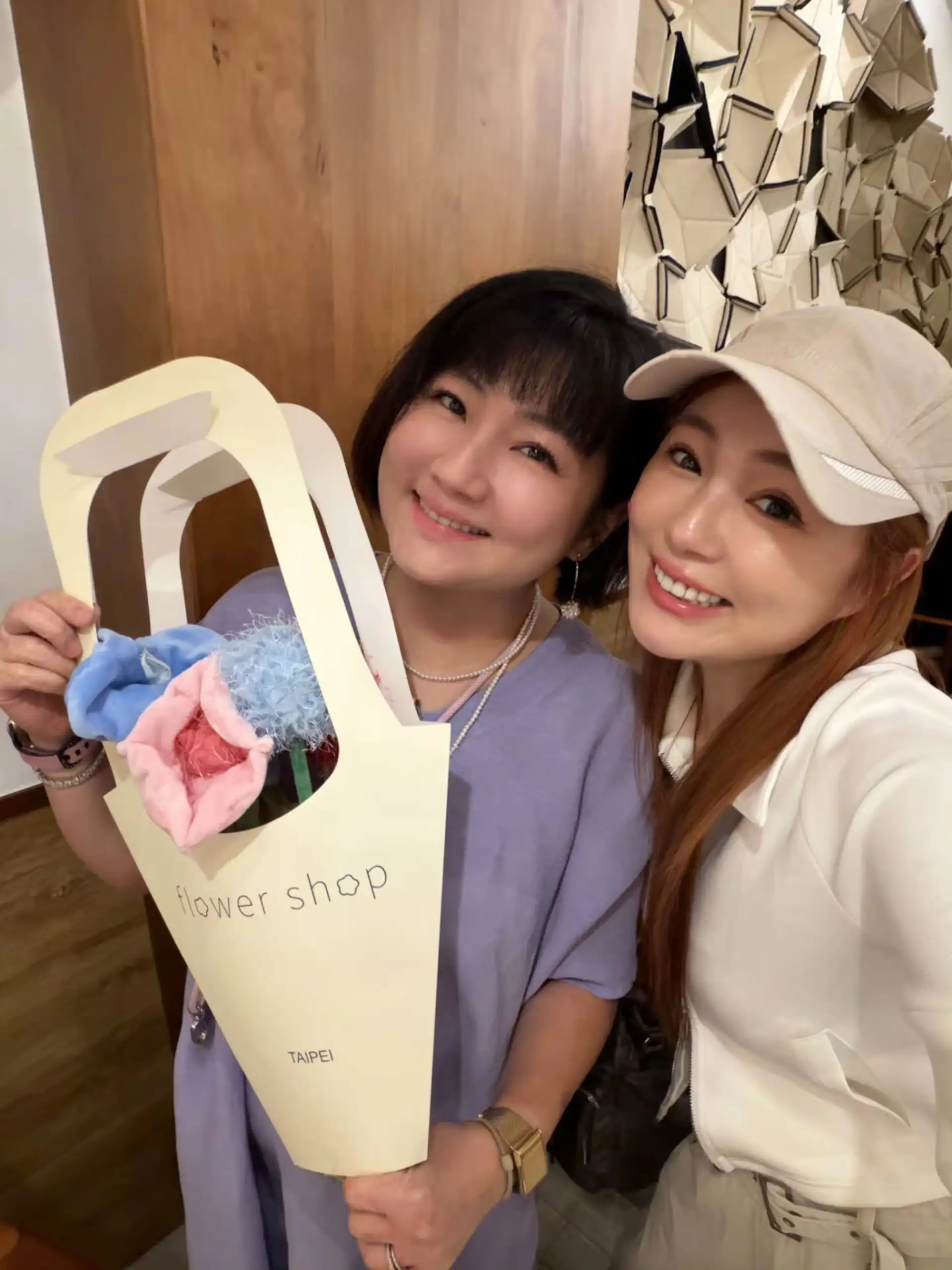 丫頭很謝謝Selina的照顧。(圖/翻攝 Selina IG)