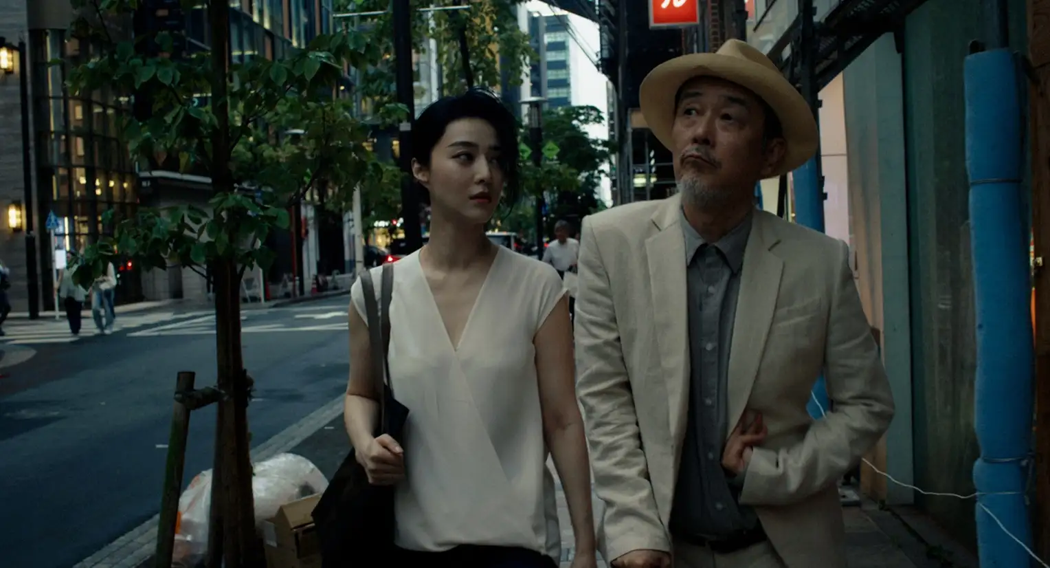 《瘋癲老人日記》找來Lily Franky與范冰冰分飾癱瘓老人與朝夕照顧的兒媳婦。(圖/金馬執委會提供)