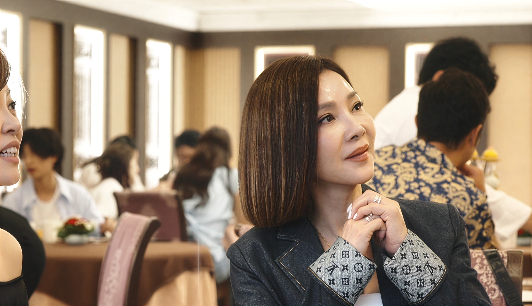 陳美鳳驚喜現身《星廚之戰》。（圖／華視提供）