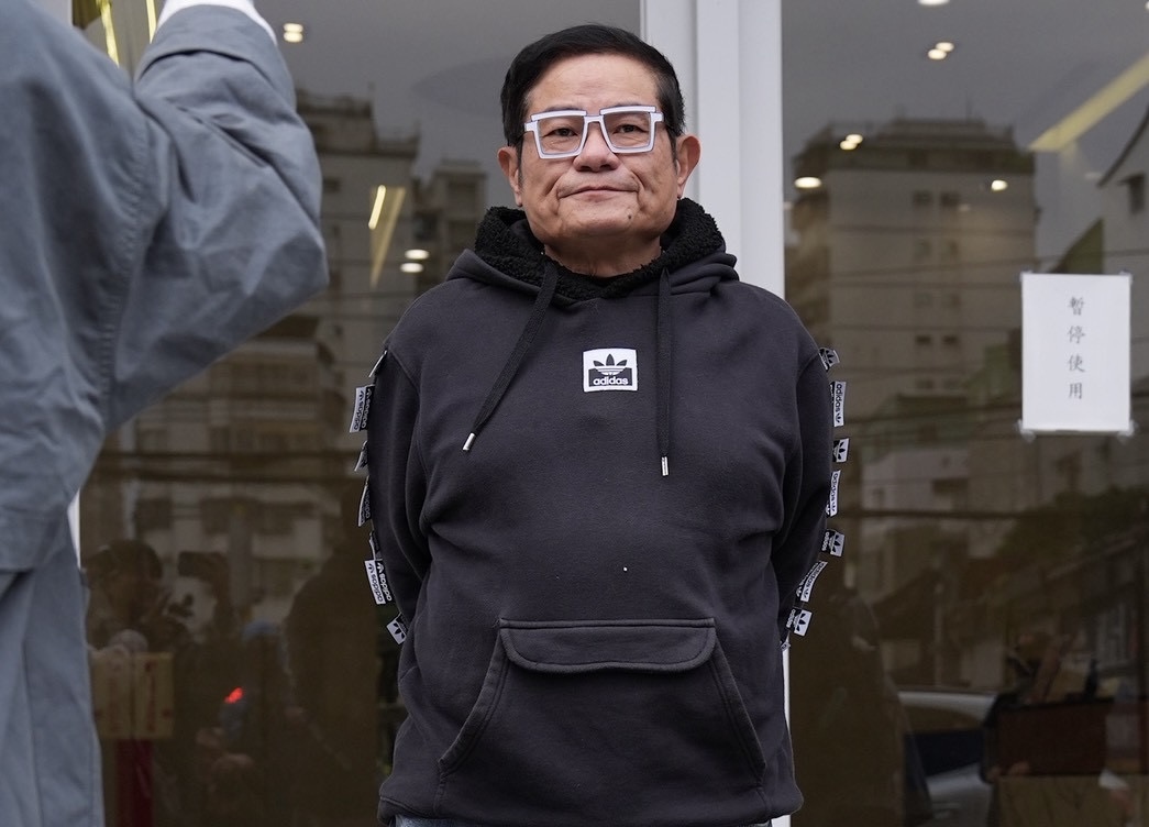 許效舜的曹西平靈堂致哀。（圖／記者許方正攝）