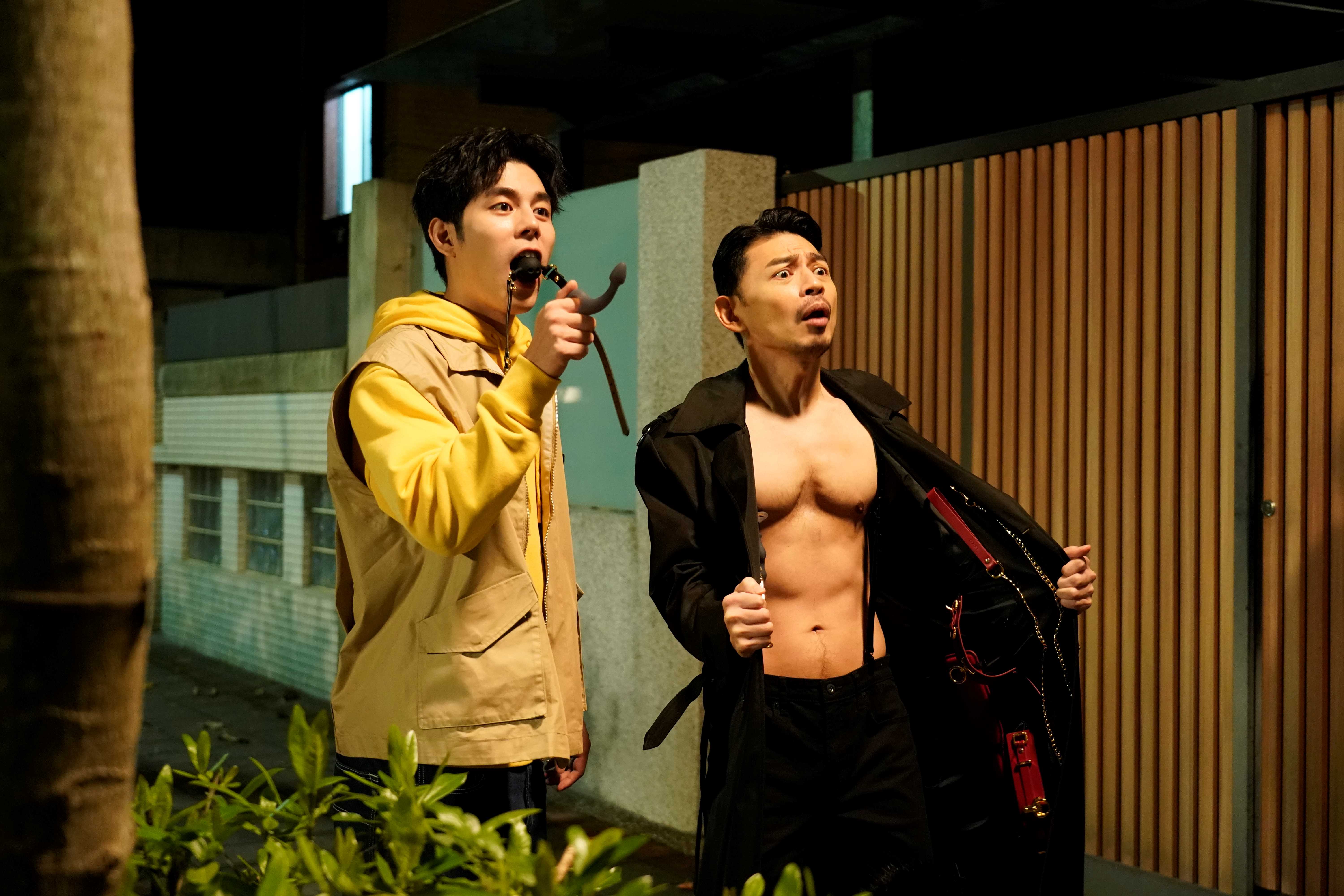 阿KEN在《何百芮的地獄戀曲》中大秀健壯好身材。（圖／彼此影業提供）