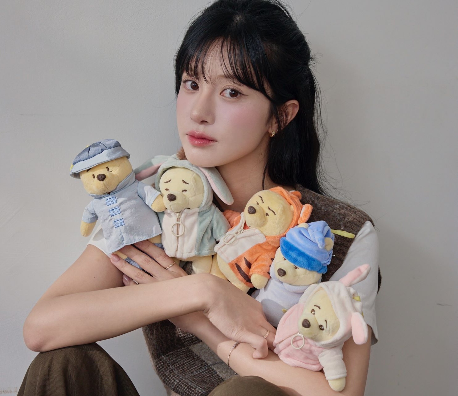 限量布偶吊飾零錢包+變裝衣服組。（圖／7-ELEVEN提供）