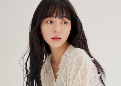 韓國女團AOA前成員珉娥傳出輕生獲救。(圖/翻攝自珉娥IG)