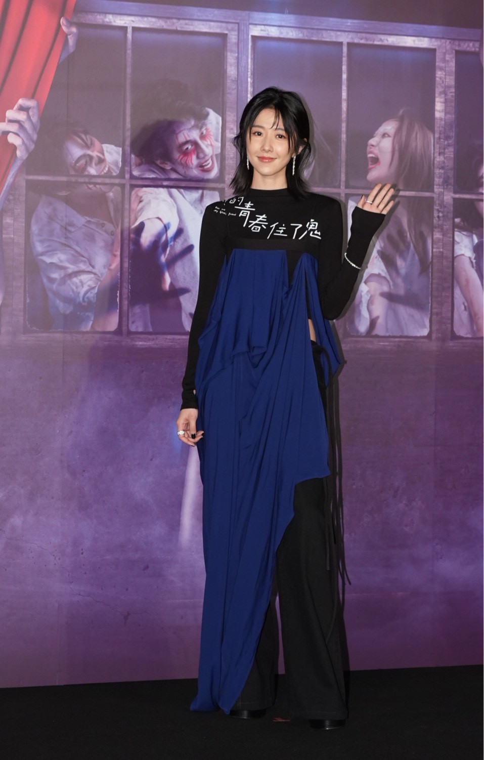 女主角邵雨薇在片中首度挑戰一人分飾「正、邪兩鬼」，並有精彩的對打戲碼。（圖／記者陳明中攝）