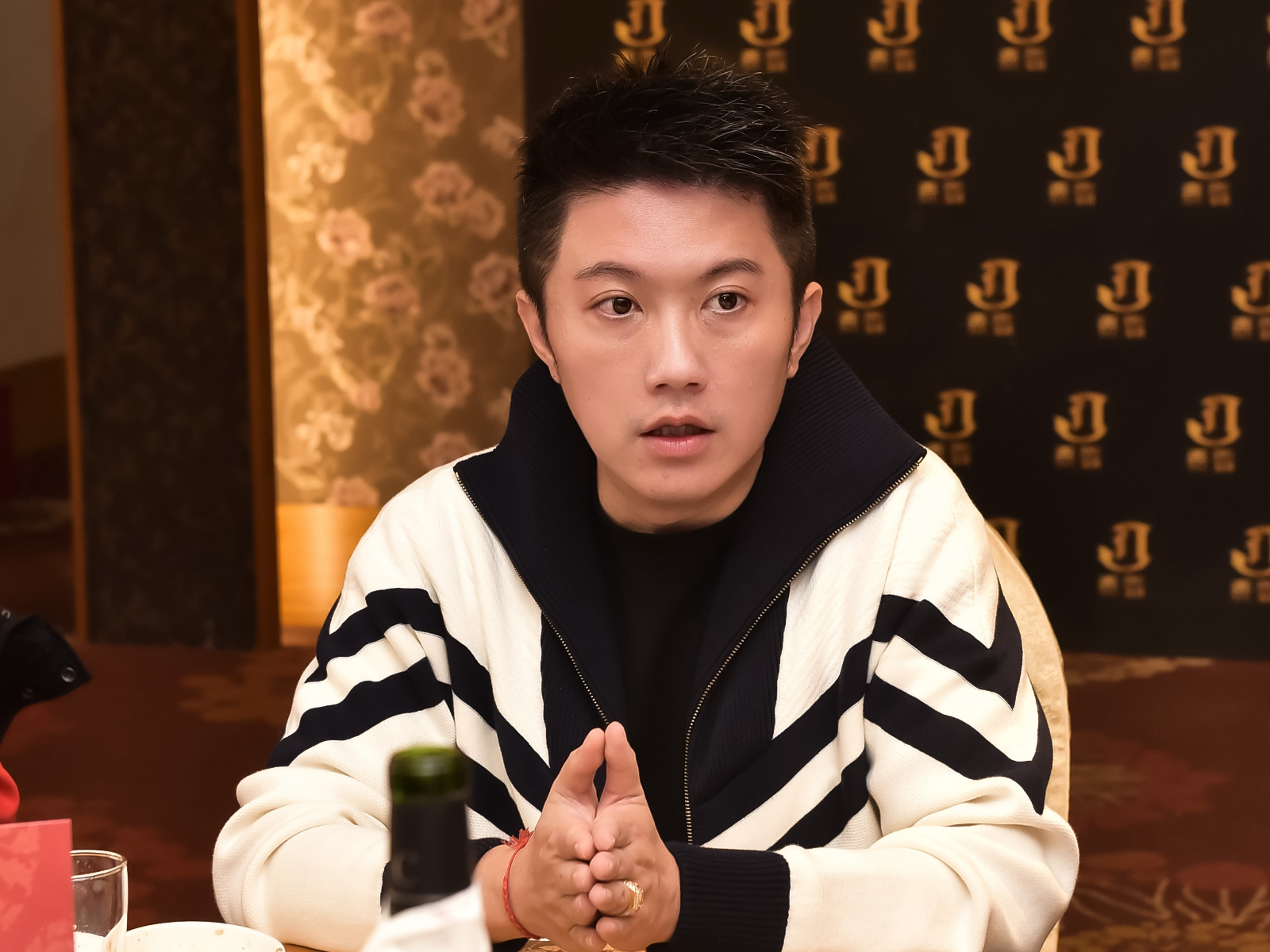 賓賓哥背了27條官司，真驚人。（圖／泰霸團隊提供）