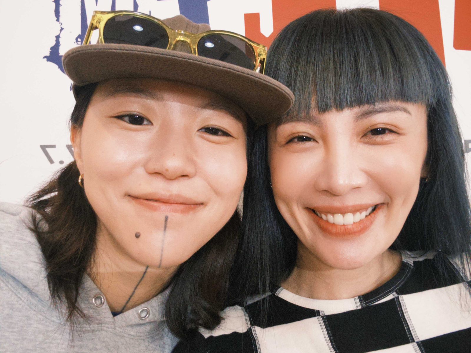 魏如萱（右）和竇靖童是多年好友。（圖／好多音樂提供）