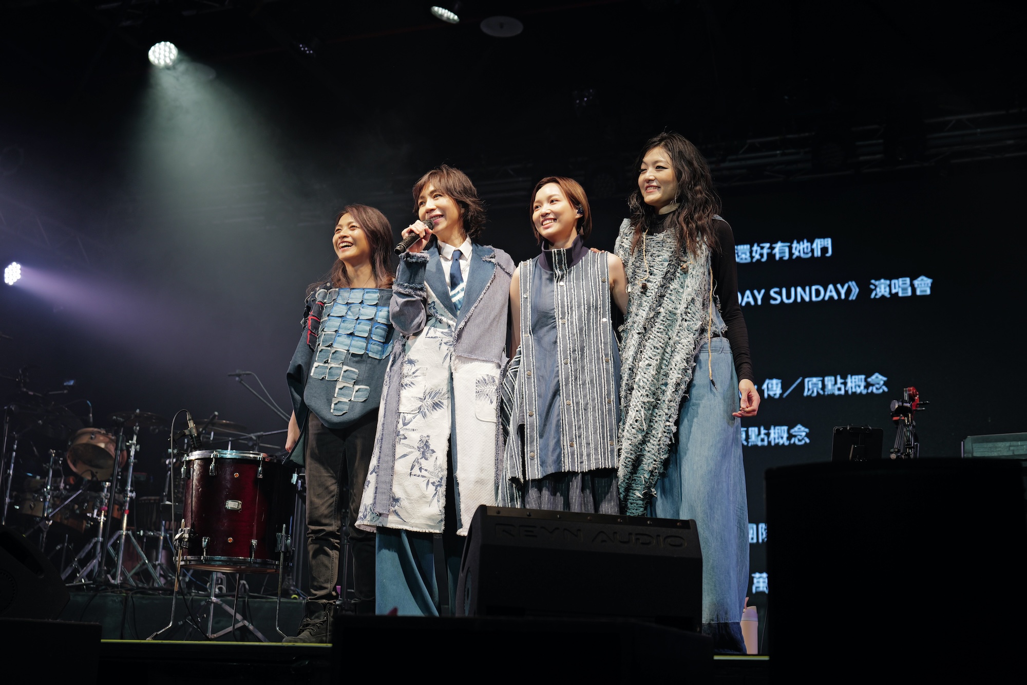 賴雅芳（左起）、萬芳、楊庭禎、王榆鈞展現女聲力量。（圖／Legacy Taipei、原點概念提供）