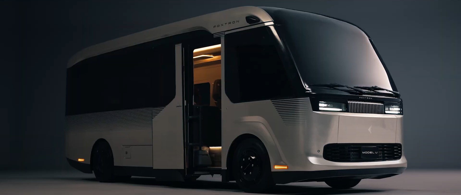 (圖/翻攝自鴻海YT)