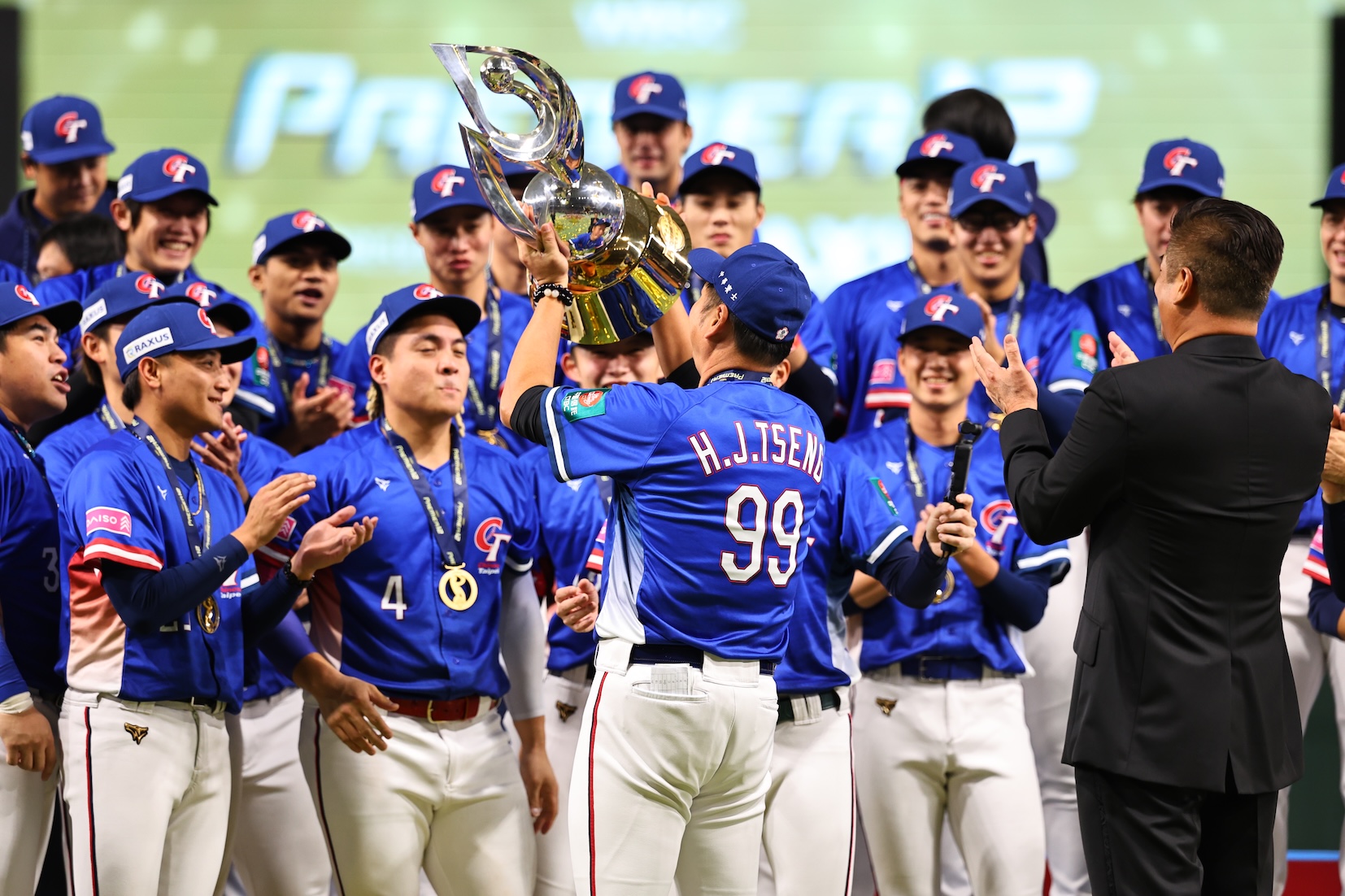 紀錄片《冠軍之路》成為臺灣紀錄片影史票房第2名。（圖／牽猴子提供）