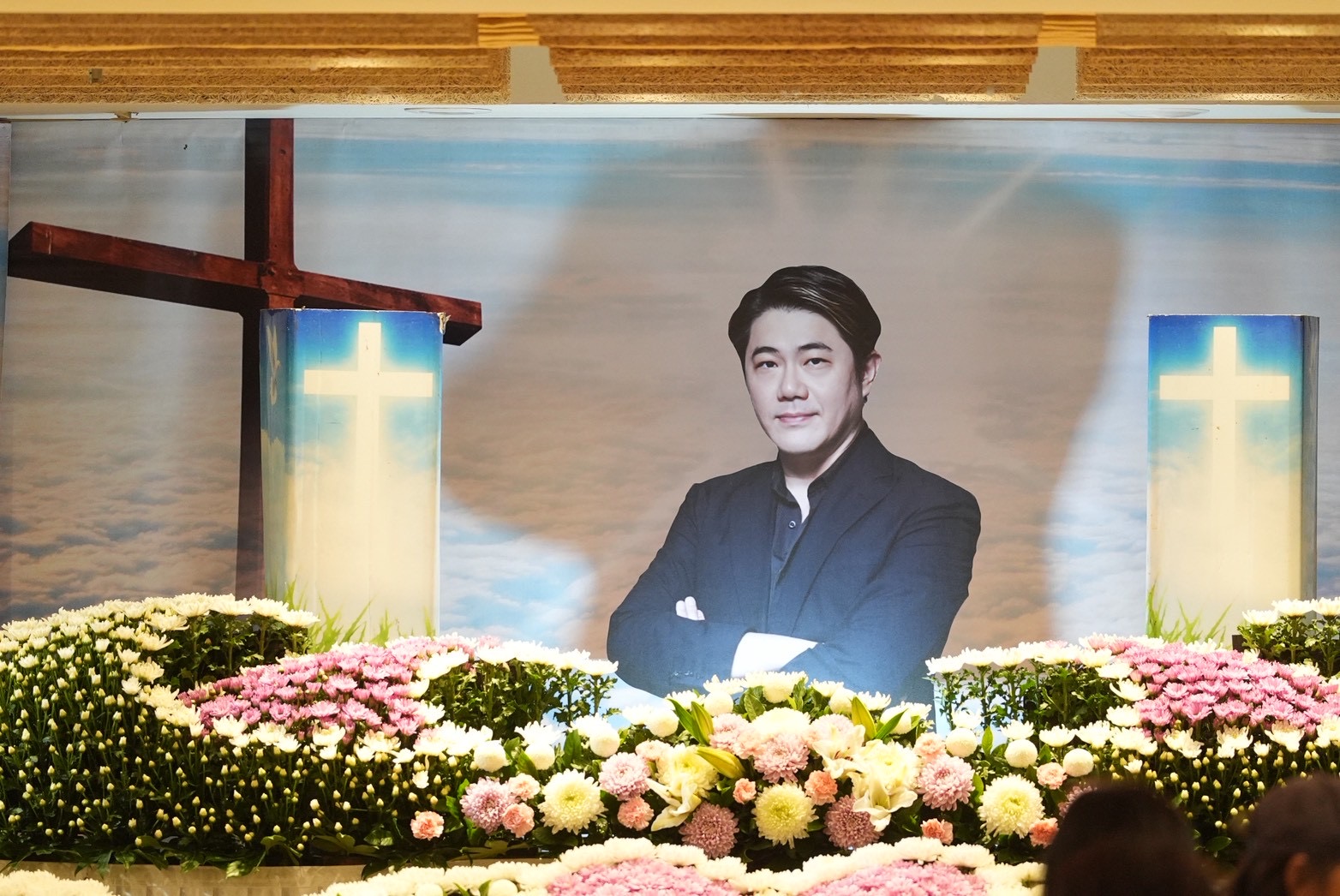 喬傑立經紀人兼宣傳部經理Simon（吳權浩）告別式。（圖／記者陳明中攝）