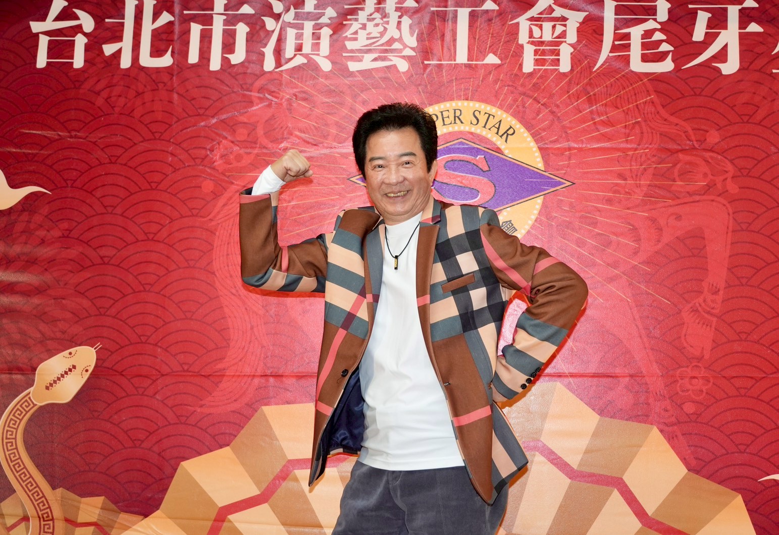 高群剛過70大壽,身體超健康。(圖/記者陳明中攝)