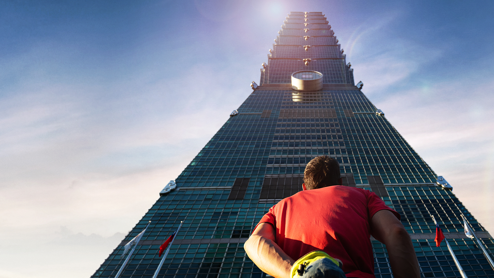 霍諾德挑戰徒手攀爬台北101,直播創下了全球620萬的觀看次數。(圖/AP/達志)