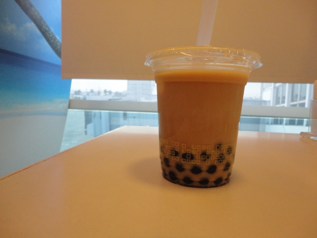 台中一名男子喝珍奶嗆咳，竟陷入昏迷。（示意圖／翻攝自photoAC）