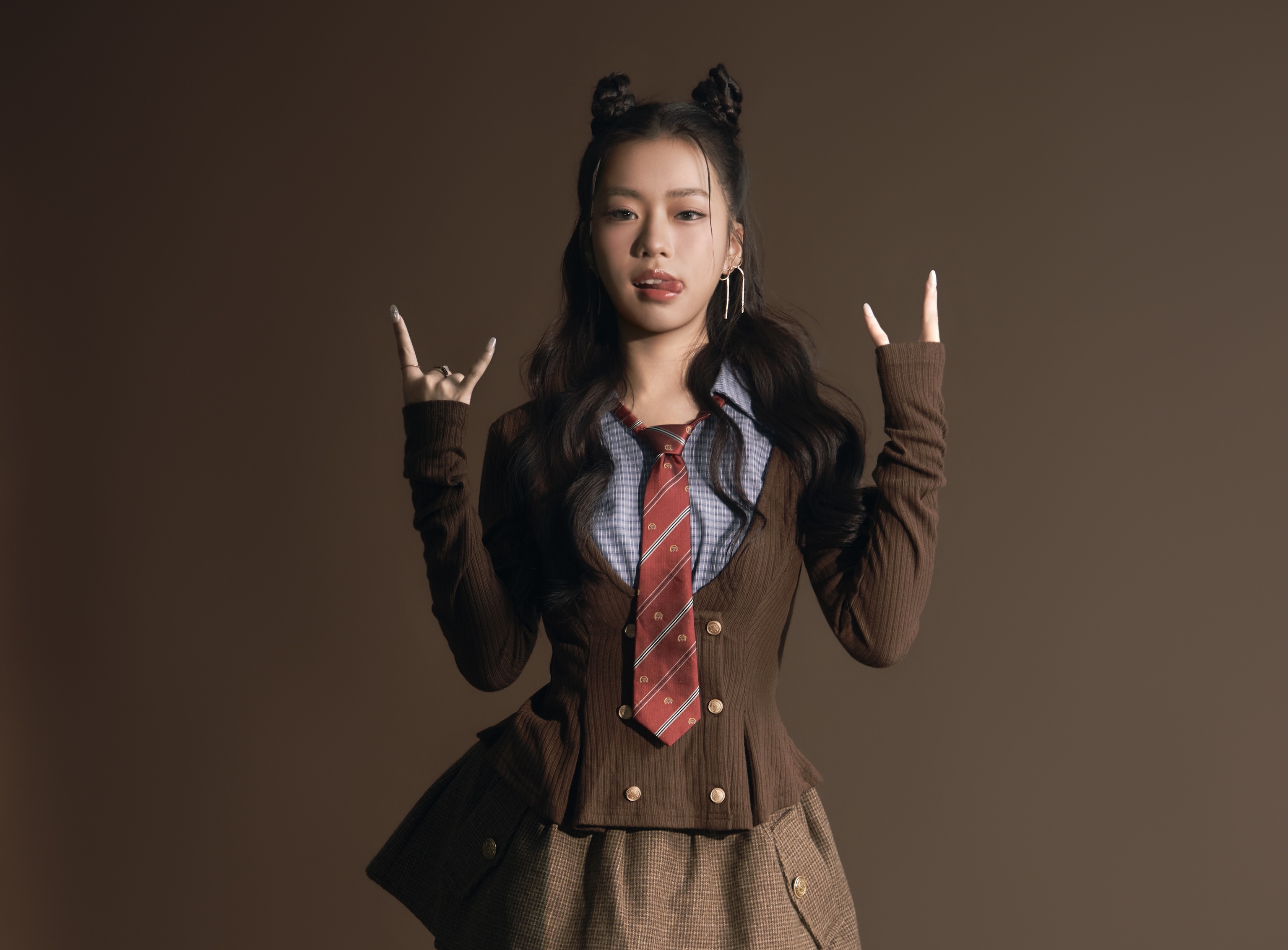 年僅16歲的新人欣菲（SINBY）出道滿周年。（圖／品婕娛樂提供）