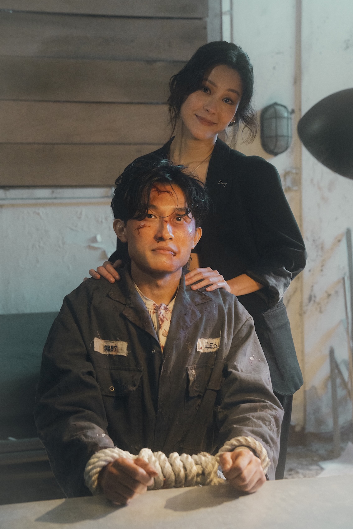 鼓手士捷擔綱MV男主角。（圖／何樂音樂提供）