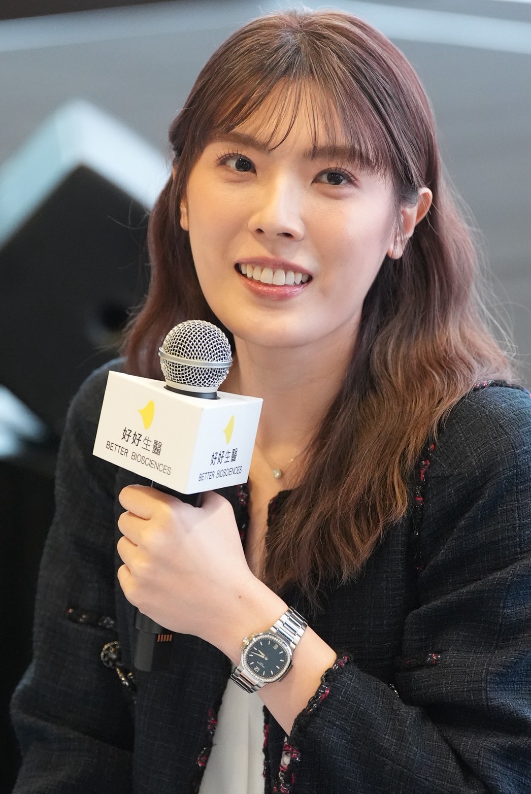 理科太太公布年終數字，總共發出百萬獎金。（圖／ 記者陳明中攝）