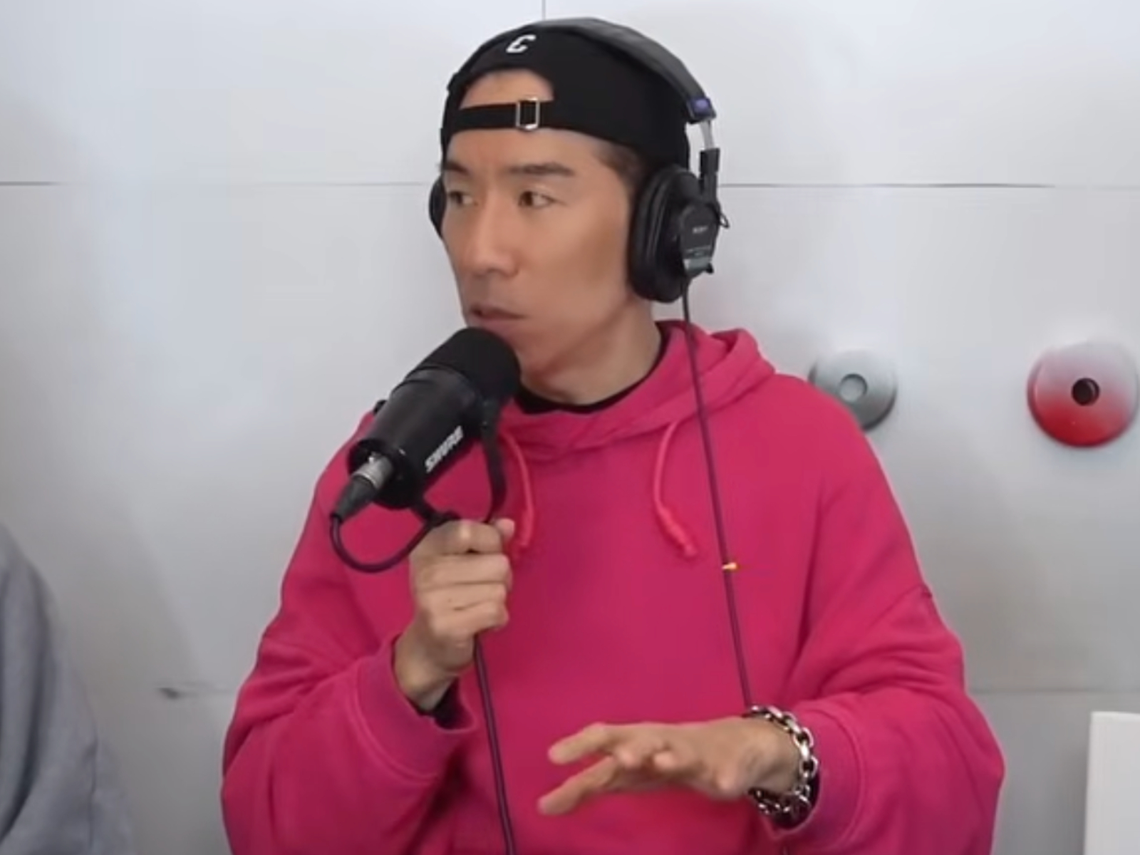 張兆志談論離婚細節。（圖／翻攝《老娘不演了》）