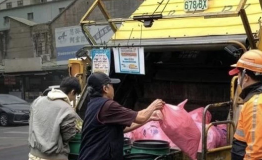 北市垃圾車初四恢復例行收運。（圖／翻攝環保局FB）