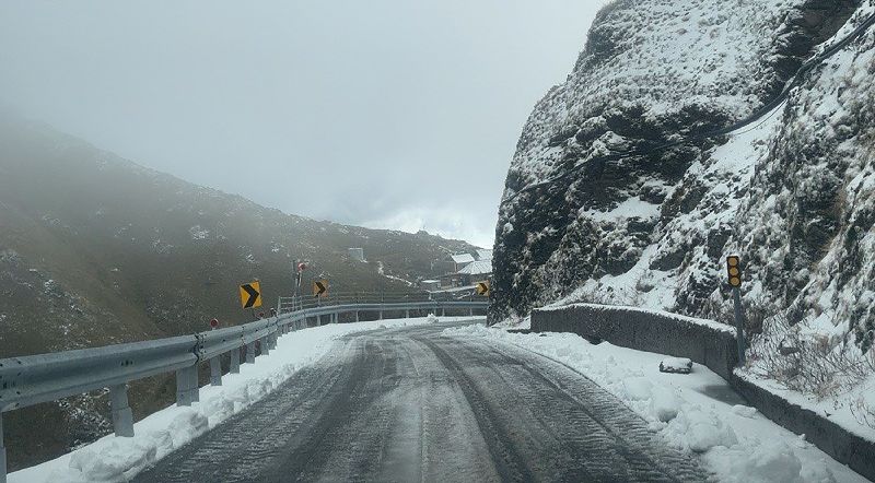 台14甲翠峰至41.5K大禹嶺路段，實施道路預警性封閉，車輛只出不進。（圖／交通部公路局提供）