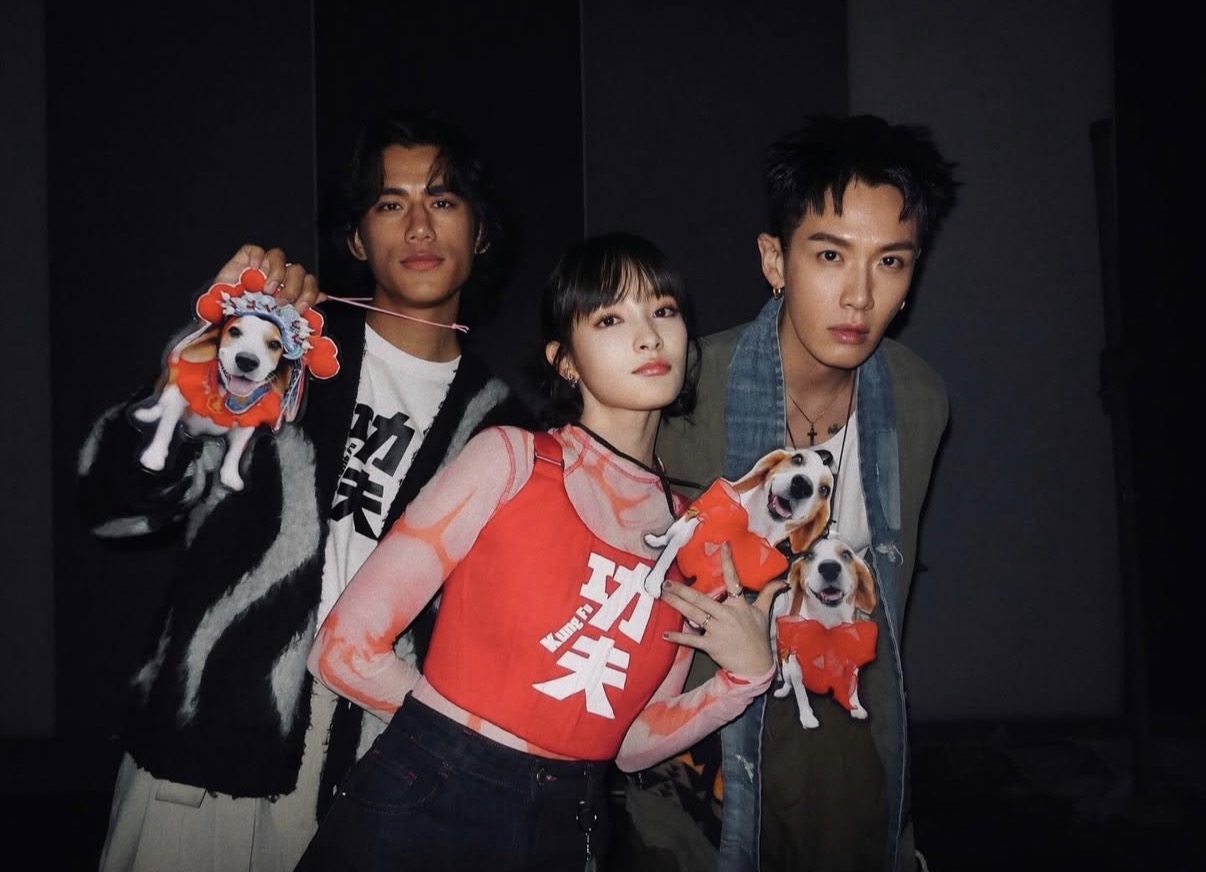 王淨（左二）休假也加入《功夫》宣傳。（圖／麻吉砥加提供）