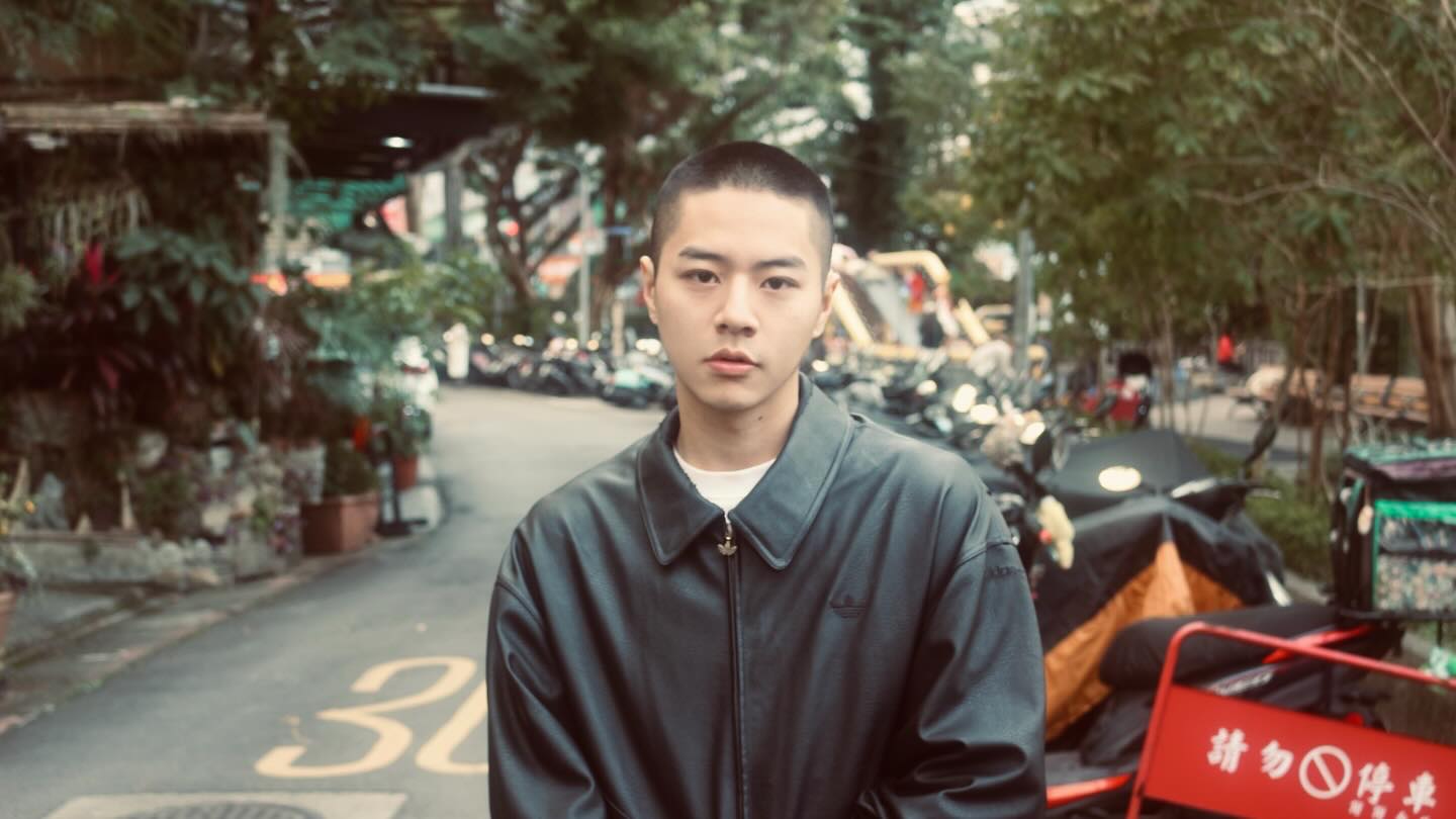 佳辰得完成4個月的兵役。(圖/索尼音樂提供)