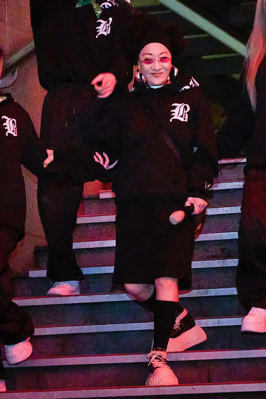 比莉寶刀未老。（圖／環球音樂提供）（圖／環球音樂提供）