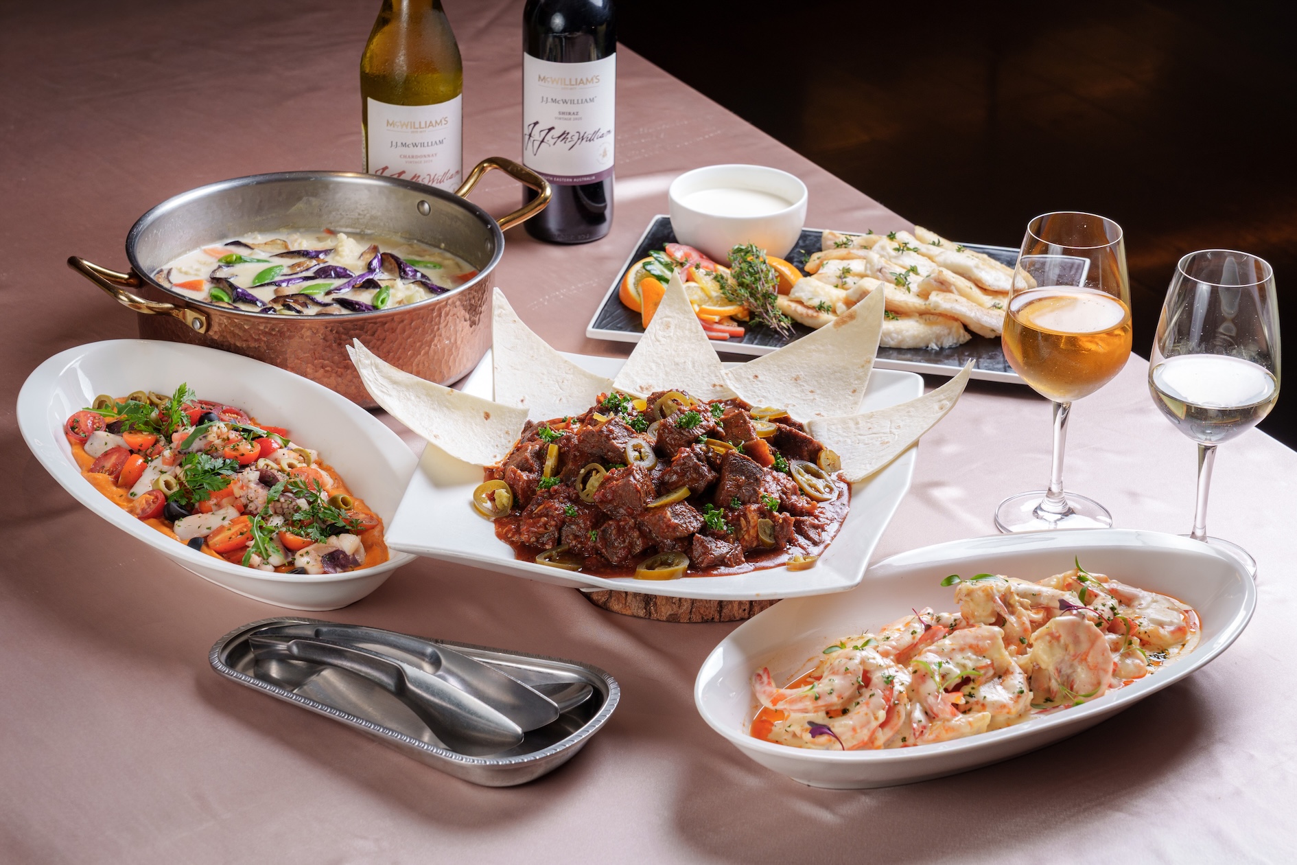 歐風館自助餐廳，今年春天以「異國料理」為主題。（圖／大倉久和提供）