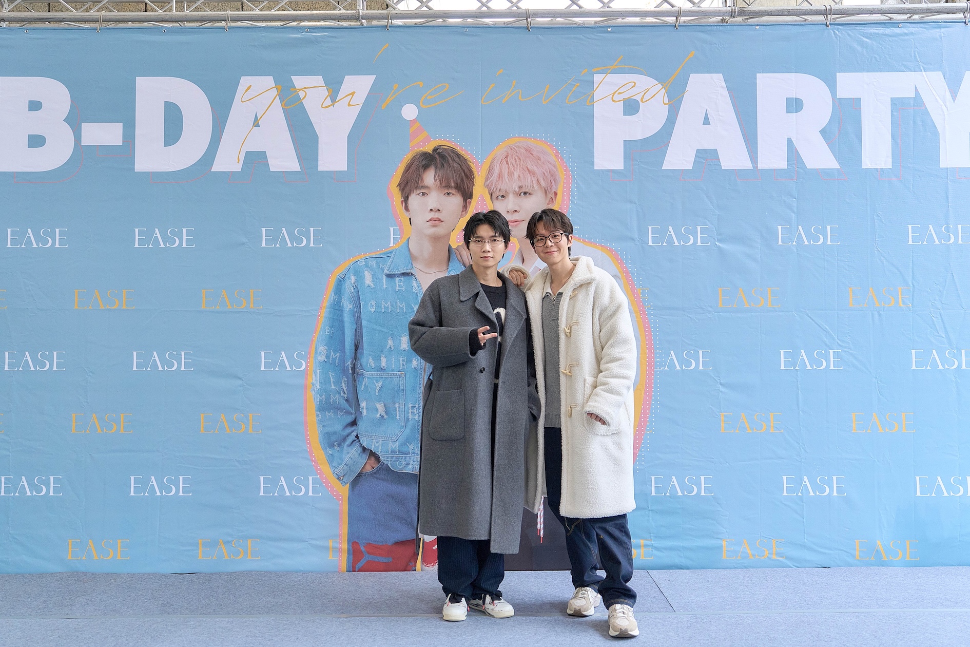 黃氏兄弟擔任香氛一日店長。（圖／EASE香氛提供）