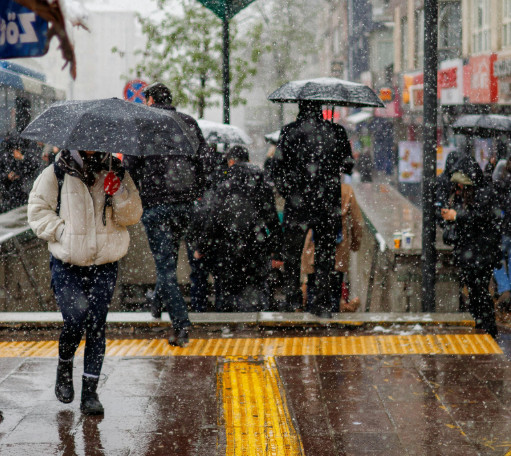 今天大陸冷氣團南下，加上華南雲系東移，是最濕冷的一天。（示意圖／翻攝自pexels）