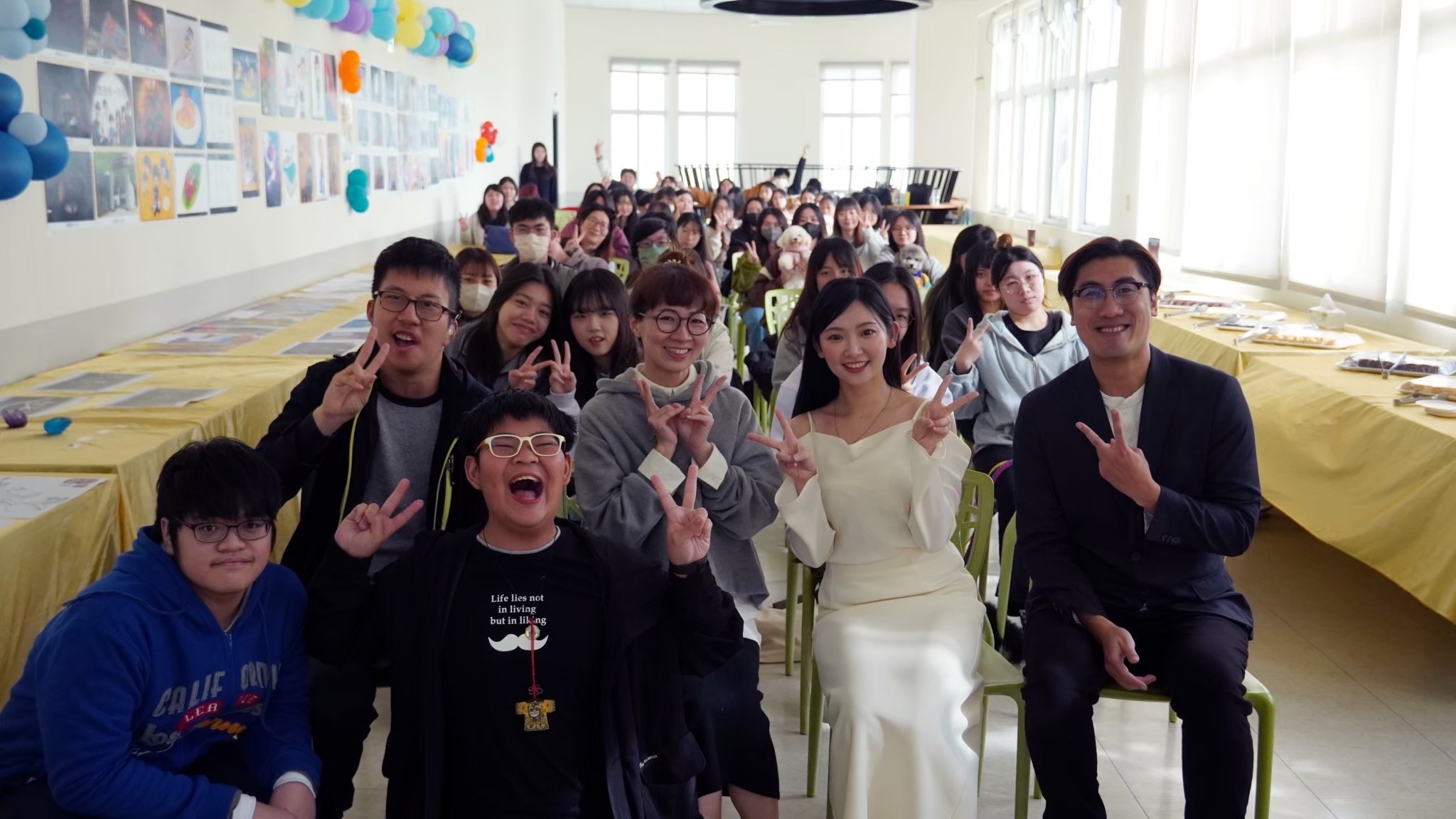 優格姐姐擔任台北海大60周年校慶新媒體、寵物系課程講師。（圖／台北海大提供）